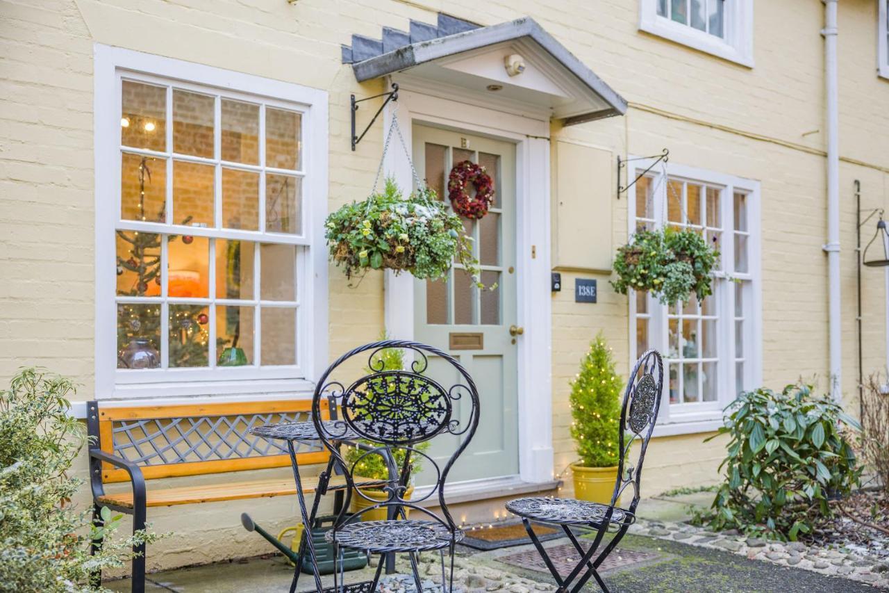 138E Old Star & Garter Mews Villa Ludlow Exterior photo